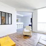 Palais Royal - Louvre City Apartment